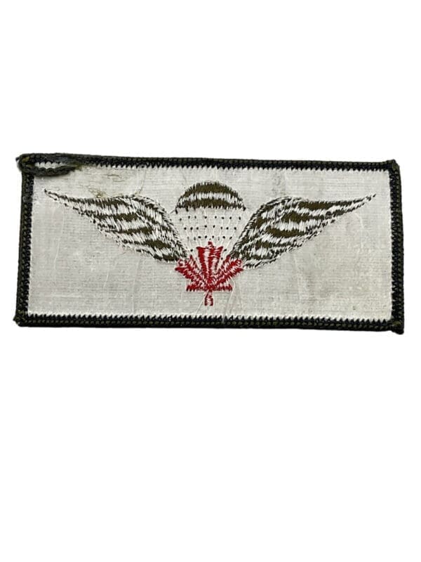 Canadian Forces Airborne Jump Qualification Wing Red Leaf OD Green Patch 2